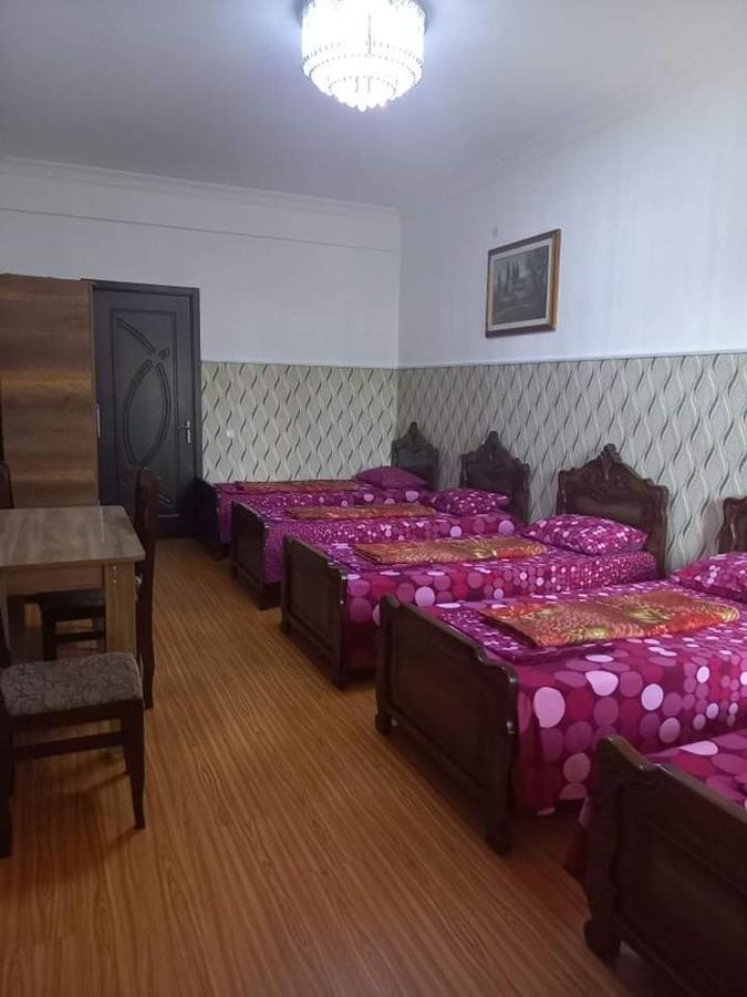Guest House Fazisi Koetaisi Buitenkant foto